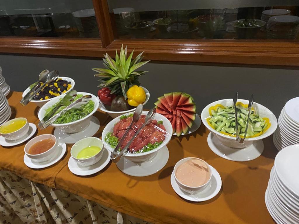 Summit Lodge Marombosa Ngoại thất bức ảnh